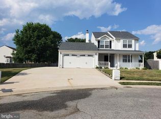 170 Sugarberry Dr, New Castle, DE 19720