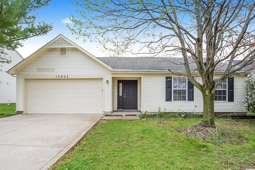 10802 Sedgegrass Dr photo 1