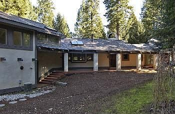 Main Home, Porch arera