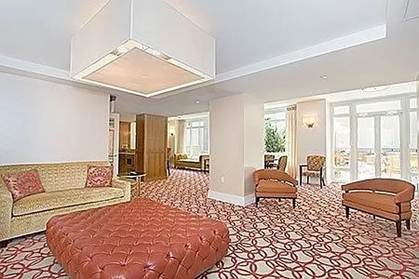 Rented by Adriana Arciello, LREB | media 9