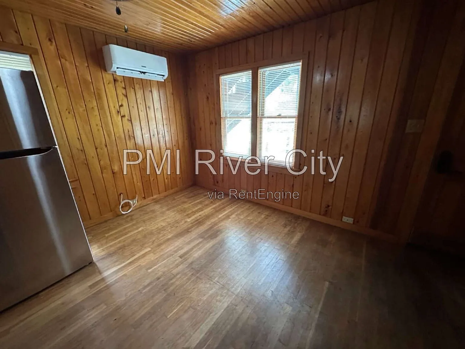 1 bed, 1.0 bath, $1,350 — Photo 2
