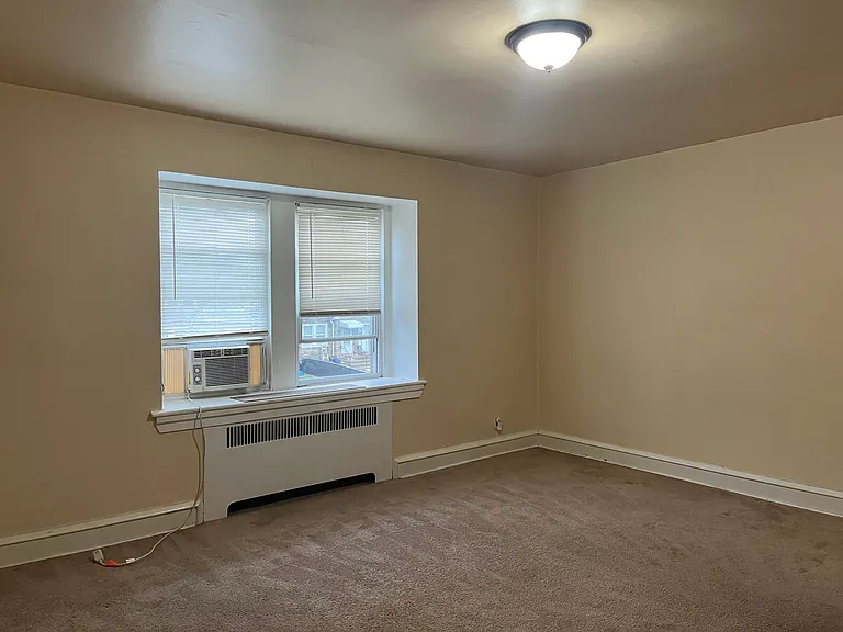 3427 Sheffield Ave #2 — Photo 14