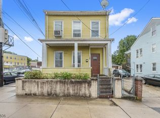 160 5th Ave #1, Paterson, NJ 07524