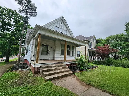 1200 S 7th St #B Photo 1