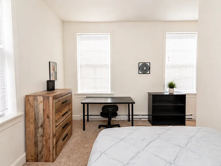 115 W Monument St #3R — Photo 5