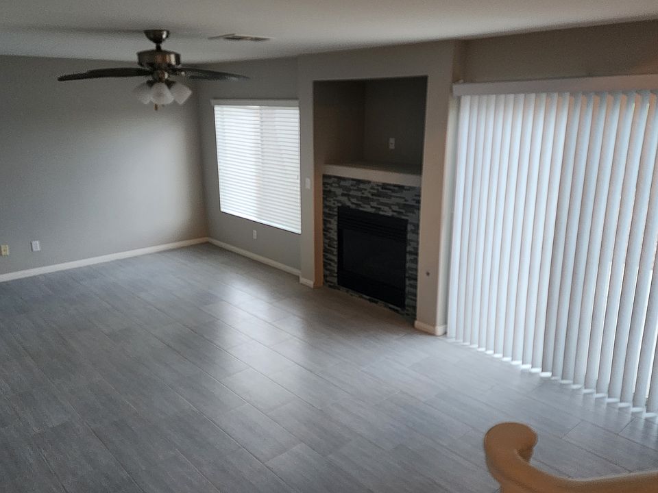 1st image of 288 Helmsdale Dr