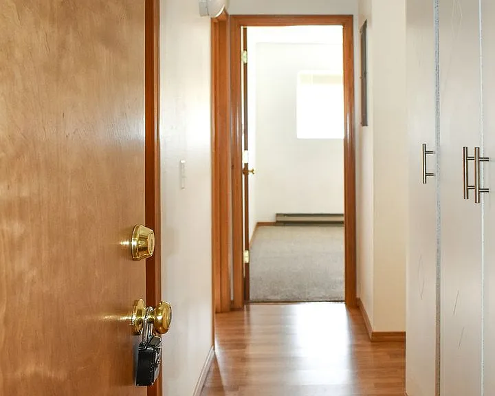 Casa Grande Apartments — Photo 9