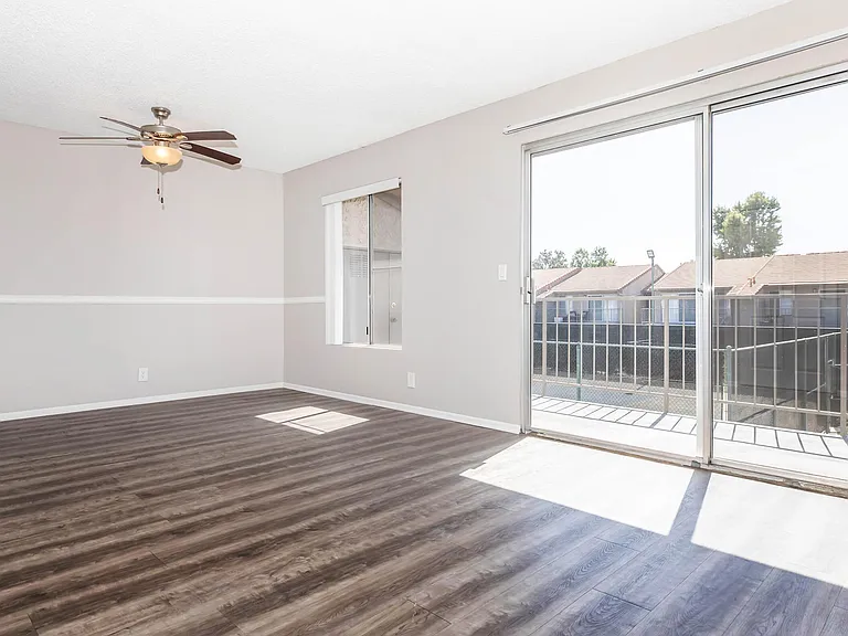 Sierra Vista — Photo 29