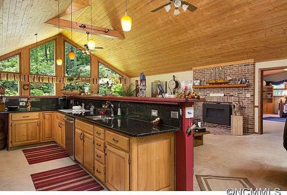 3rd image of 559 Cherrywood Ln