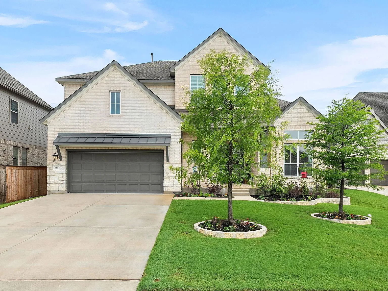 5 bed, 4.5 bath, 3812 sqft, $4,650 — Photo 1