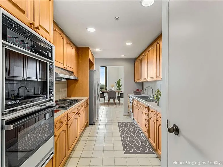2660 Peachtree Rd NW #18G — Photo 8