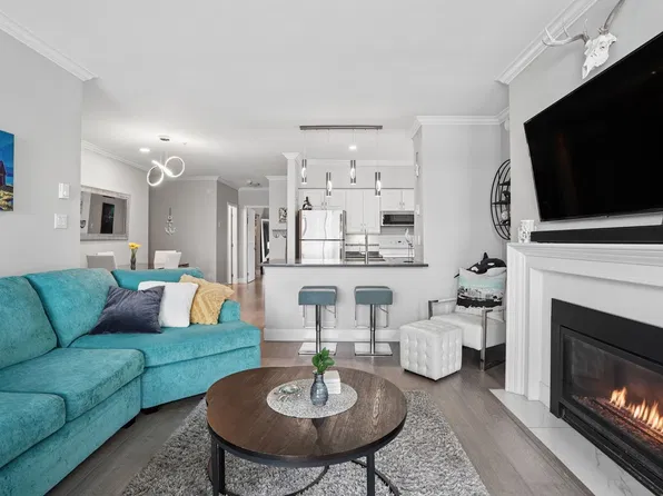2020 E Kent Ave S #311, Vancouver, BC V5P 4X2