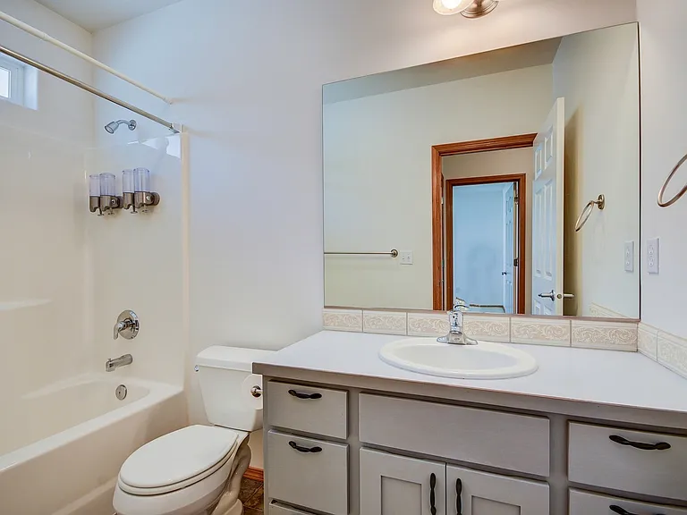 1232 SW Xavier Dr — Photo 14