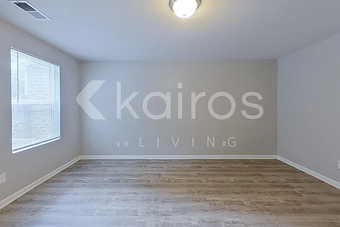 3 bed, 3.5 bath, 1901 sqft, $2,045 — Photo 3