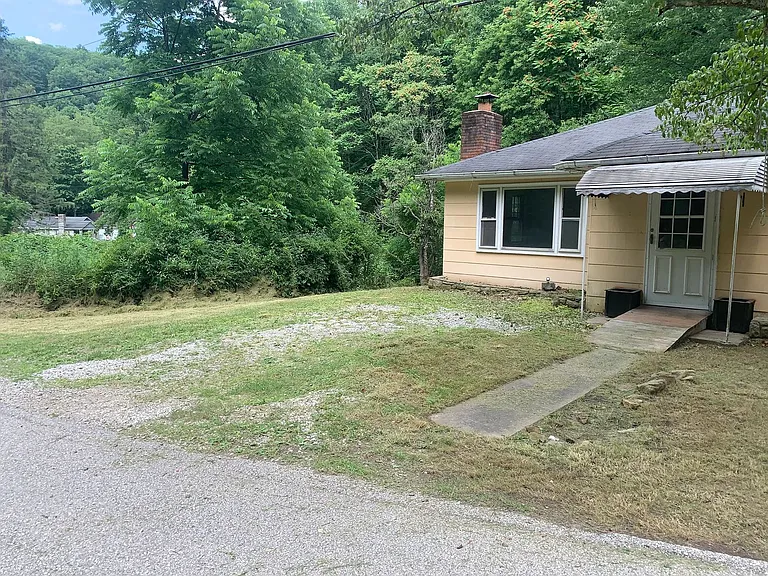 1012 Aspen Rd — Photo 10