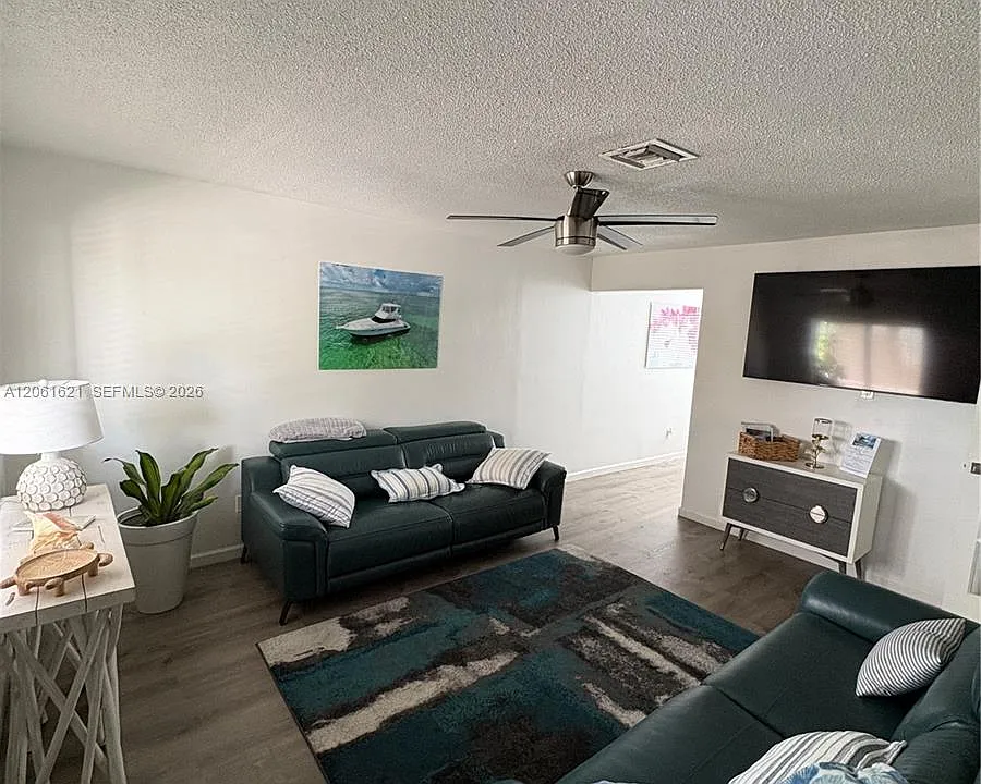 191 NW 17th Ave #3