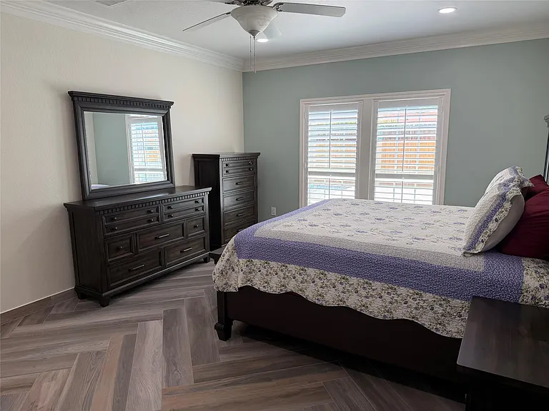 5525 Swan Dr — Photo 10
