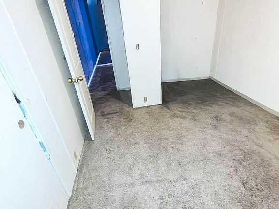 3rd image of 3035 W ENCANTO Drive