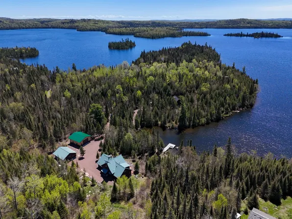 37 Overlook Dr, Grand Marais, MN 55604