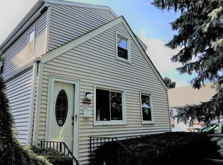 3667 S 89th St, Milwaukee, WI 53228