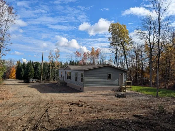 12 Country View Lane, Freedom, ME 04941