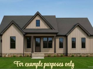 18 Lorie Lee Loop, Deatsville, AL 36022