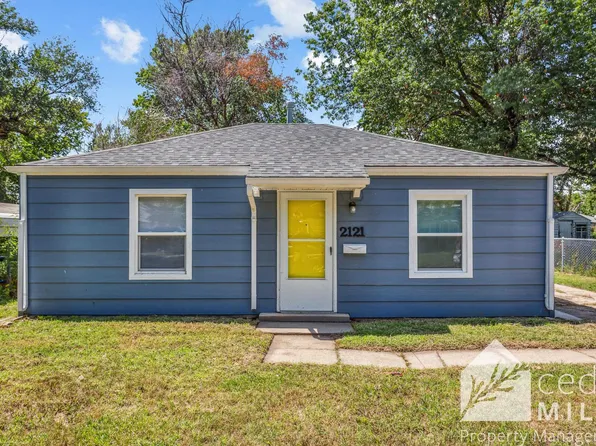 2121 S Spruce St, Wichita, KS 67211
