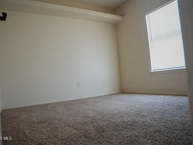 804 Bonnie Ct — Photo 28