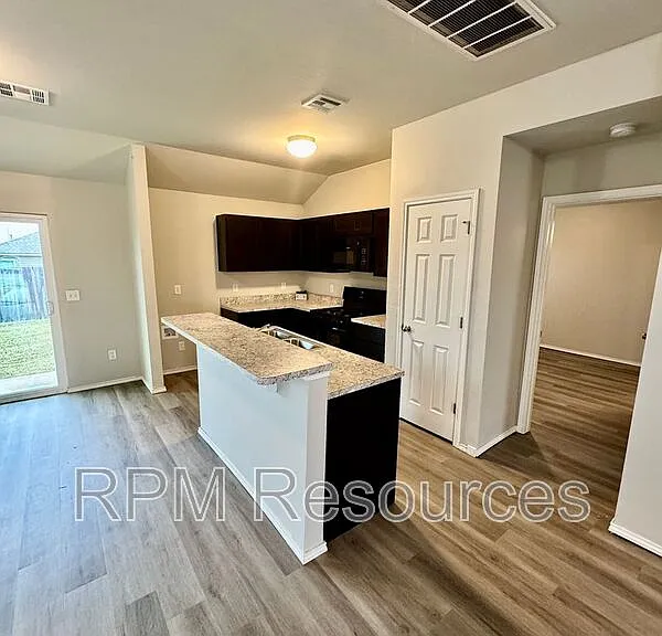 11728 Jude Way — Photo 7