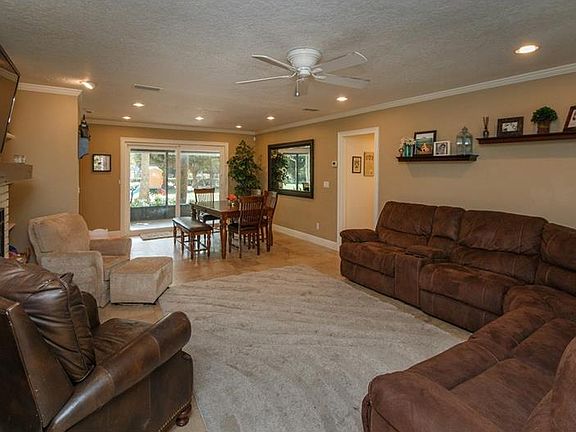 5th image of 216 Michael Dr