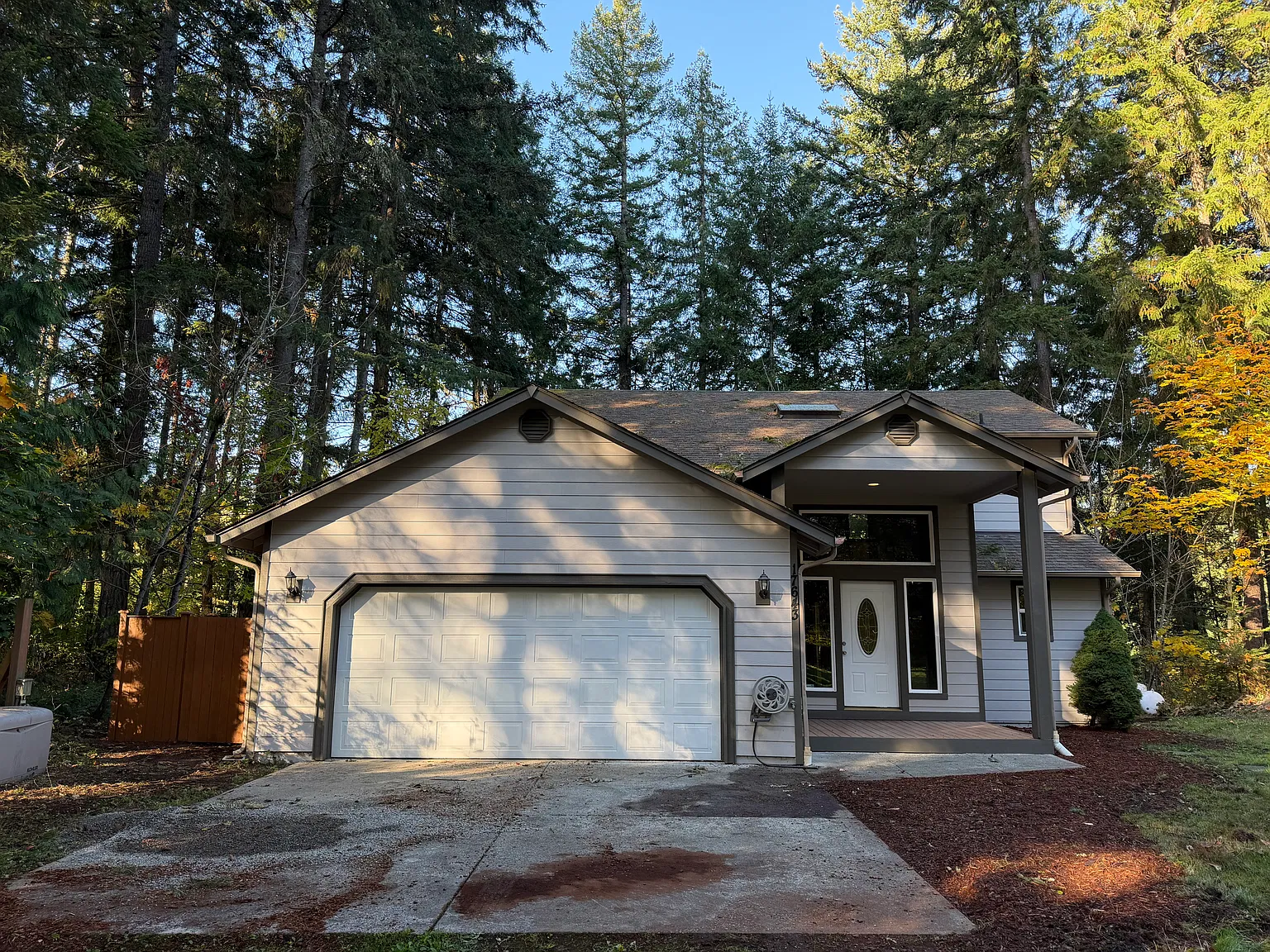 3 bed, 1799 sqft, $2,600 — Photo 2