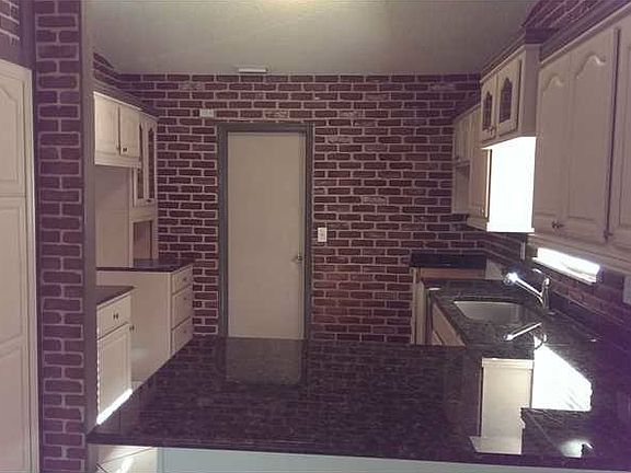 3rd image of 8631 NW 47th Ct