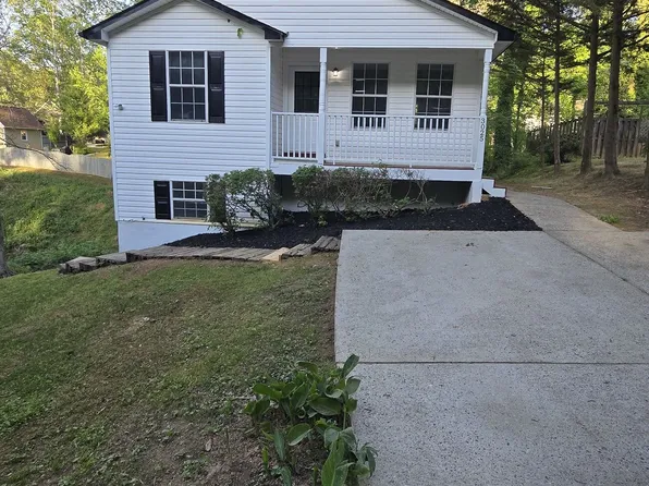 3025 Mangum Dr #B, Cumming, GA 30041