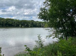 8377 N Stone Farm Rd, Edgerton, WI 53534