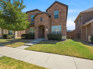 2416 Evening Stone Dr, Aubrey, TX 76227