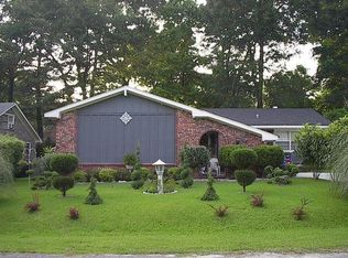 105 Willow Ln, Ladson, SC 29456