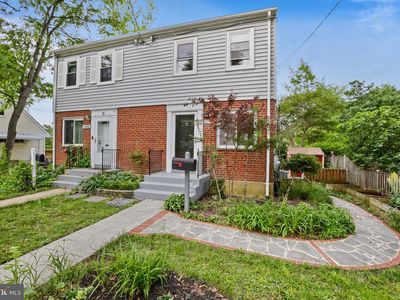 1933 Rollins Dr, Alexandria, VA, 22307