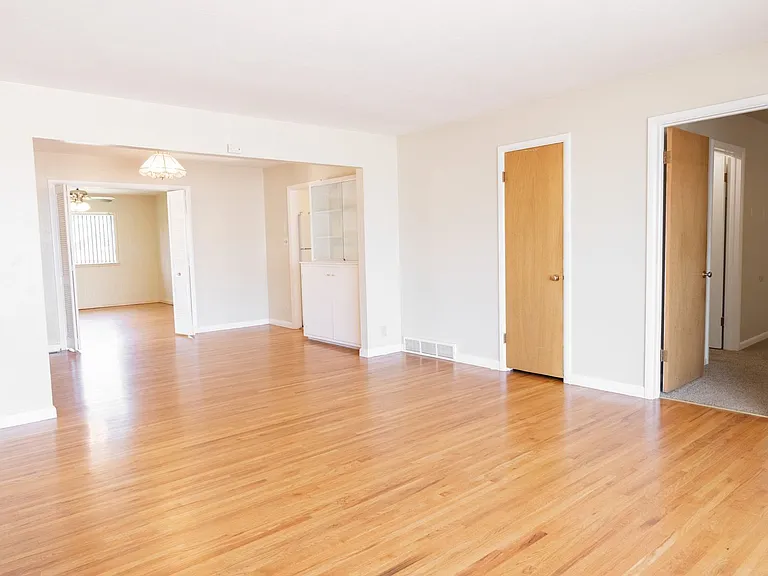 822 Orion Dr — Photo 18