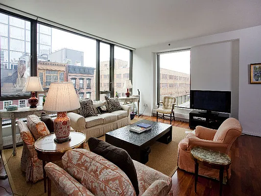 Sold by Sotheby's International Realty | media 9