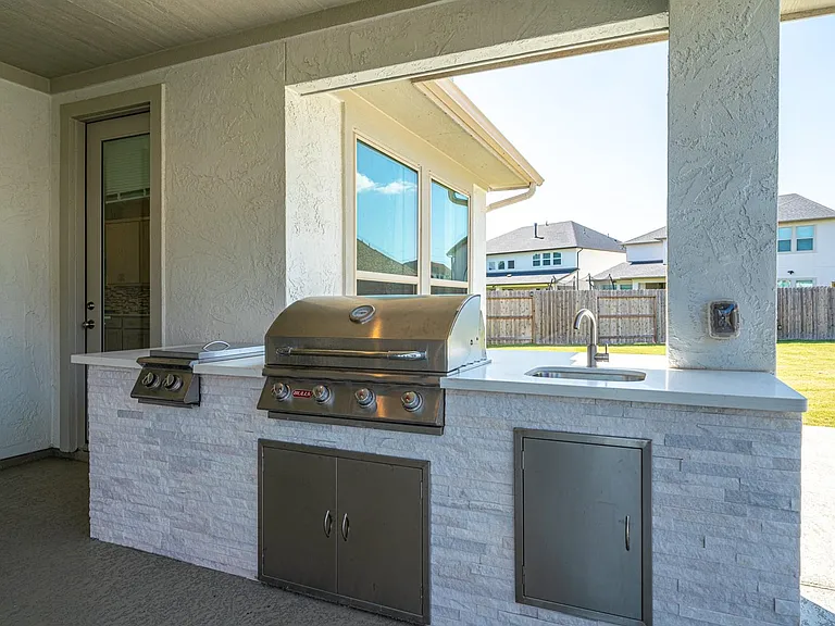 4706 Llano Loop — Photo 38