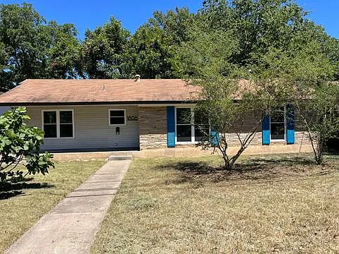 1808 Margaret St Photo 1