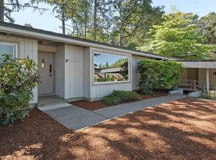 3290 SW Chintimini Ave, Corvallis, OR 97333