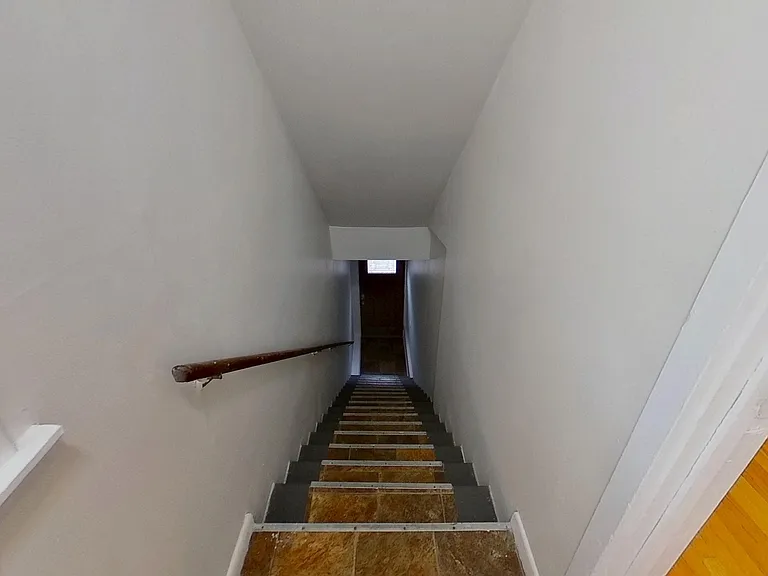 420 Delaware Ave #5 — Photo 16