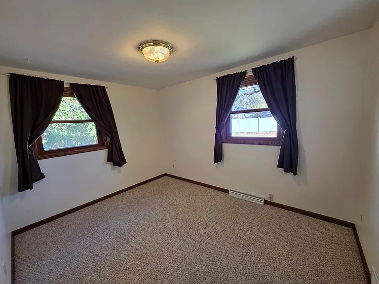 1798 Chateau Dr — Photo 15