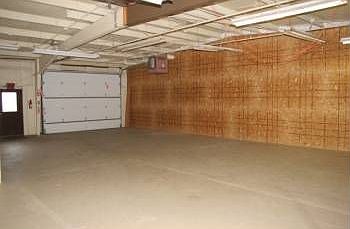 2nd image of 1604 Calkins Dr