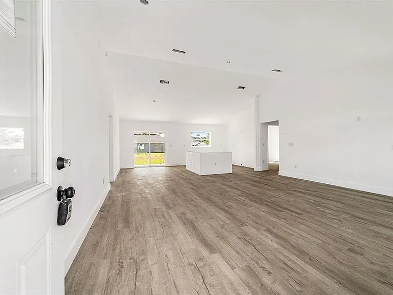 7536 SW 129th Pl — Photo 5