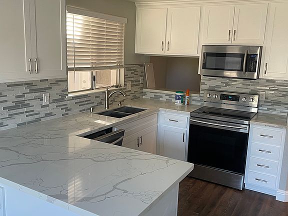 5th image of 4019 Beaver Creek Ct