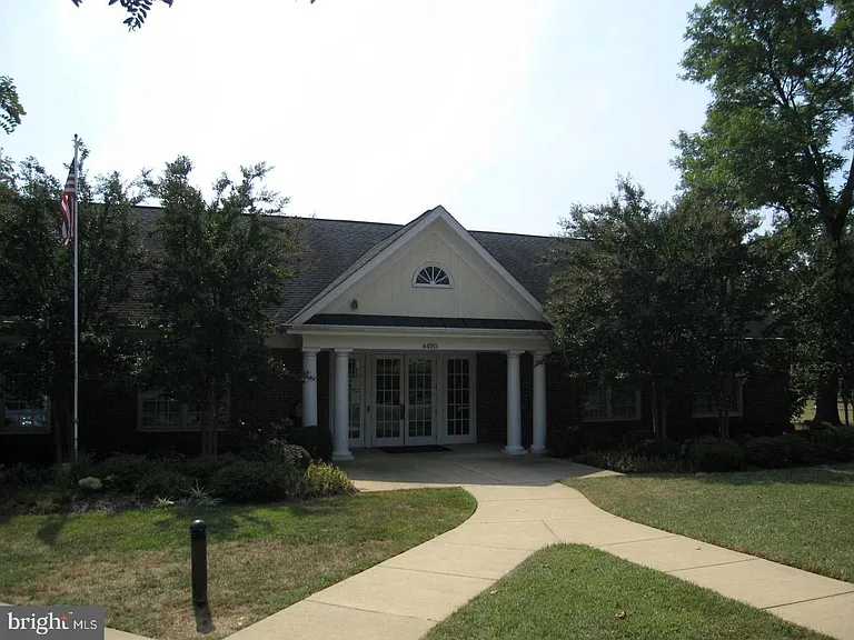 4374 N Pershing Dr #43744 — Photo 27