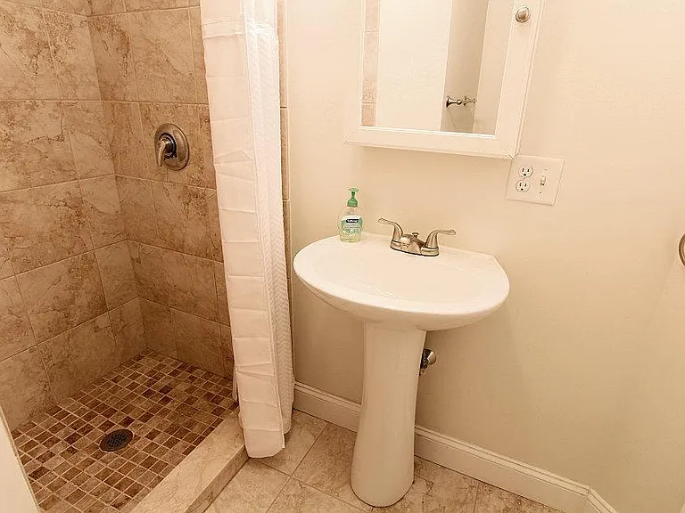 12 Homer St #2 — Photo 5