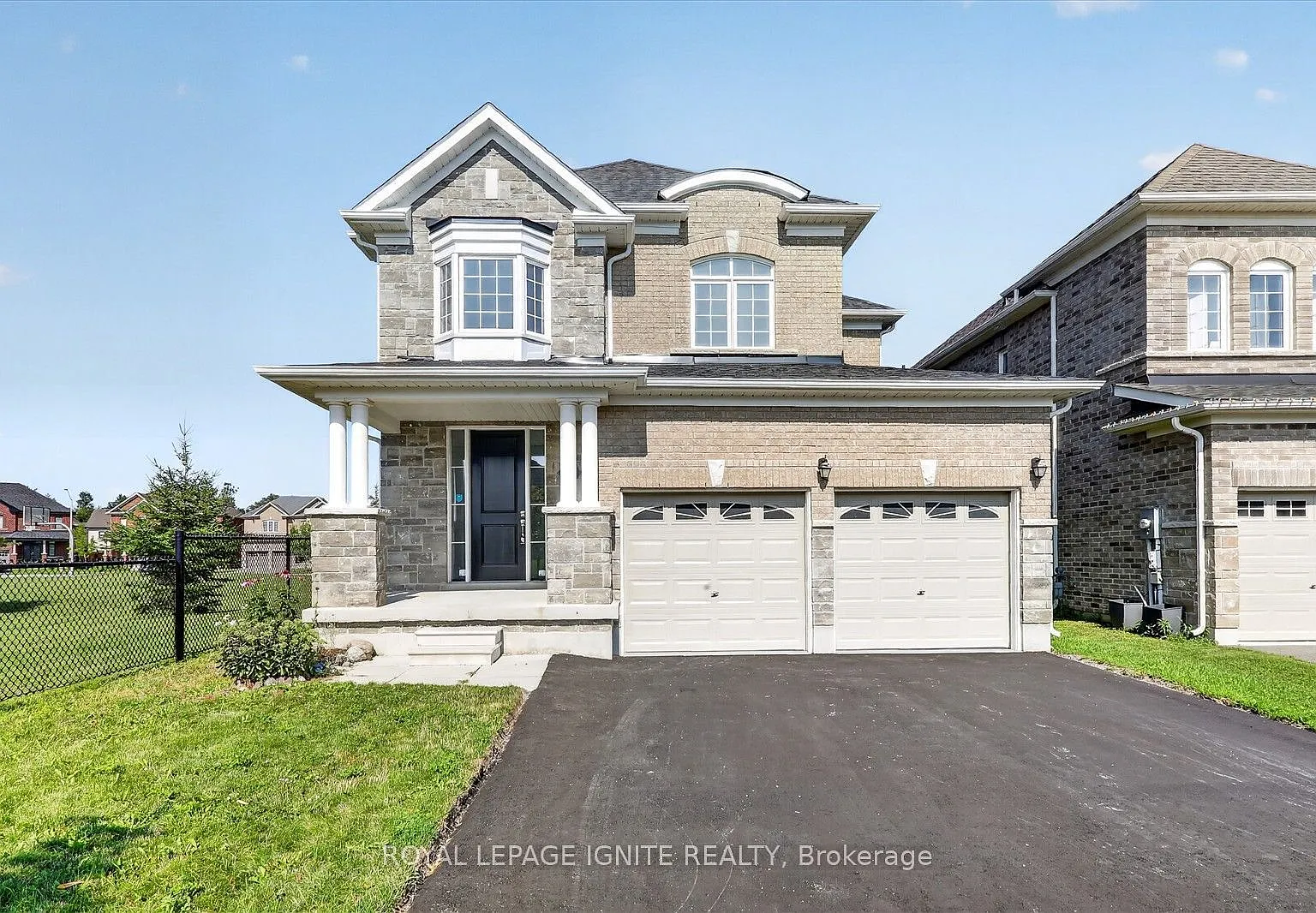 4 bed, $3,200 — Photo 1